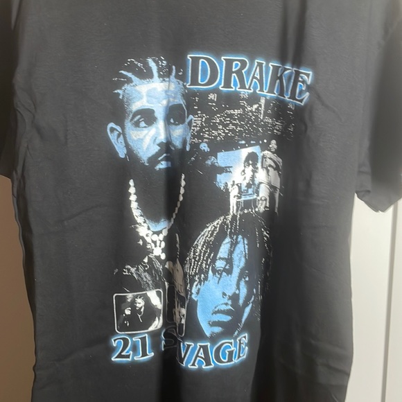 GILDAN printed shirt size Large - Picture 1 of 4